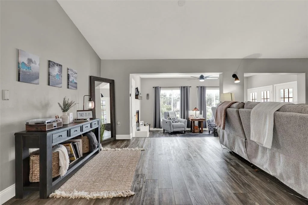 Photo of 341 PINE SHADOW LANE