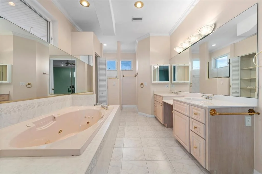 Photo of 921 POINT SEASIDE DRIVE
