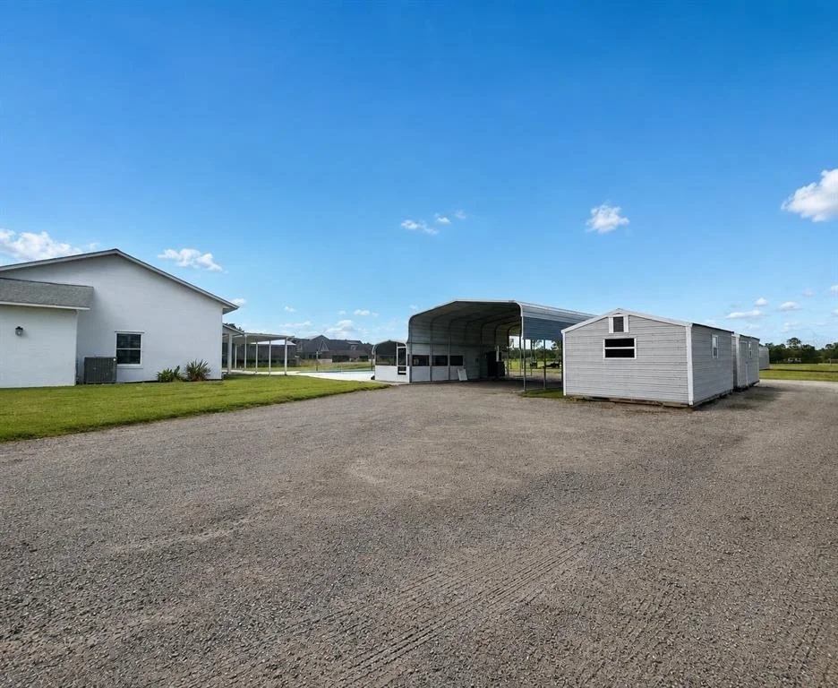 Photo of 9120 COUNTY ROAD 304