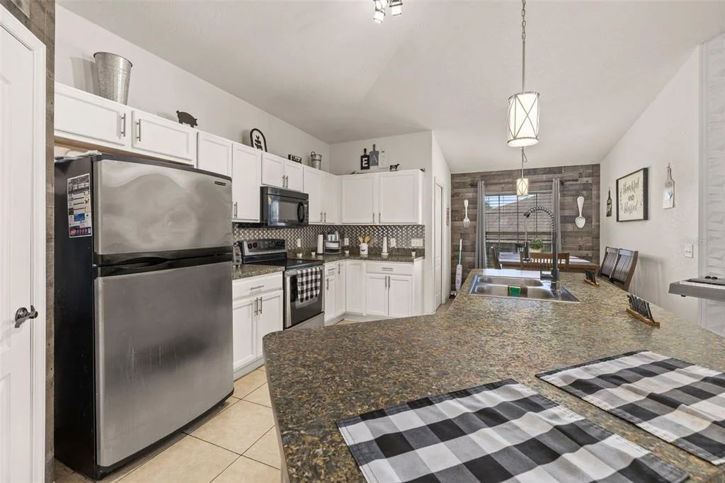 Photo of 612 CHICAGO WAY