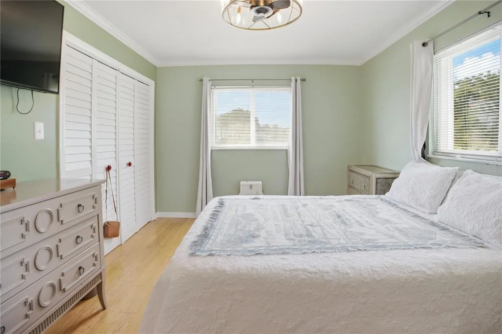 Photo of 8 SILVER WAY