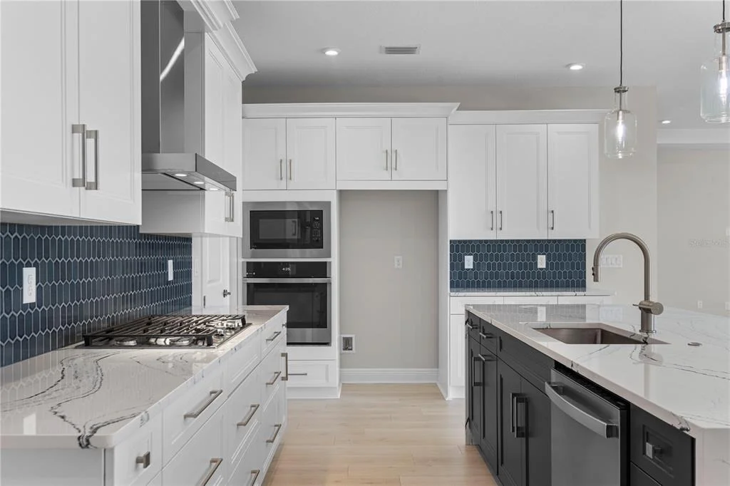 Photo of 1727 POINT GRACE ROAD