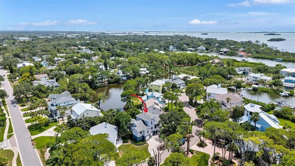 Photo of 760 SOUNDVIEW DRIVE