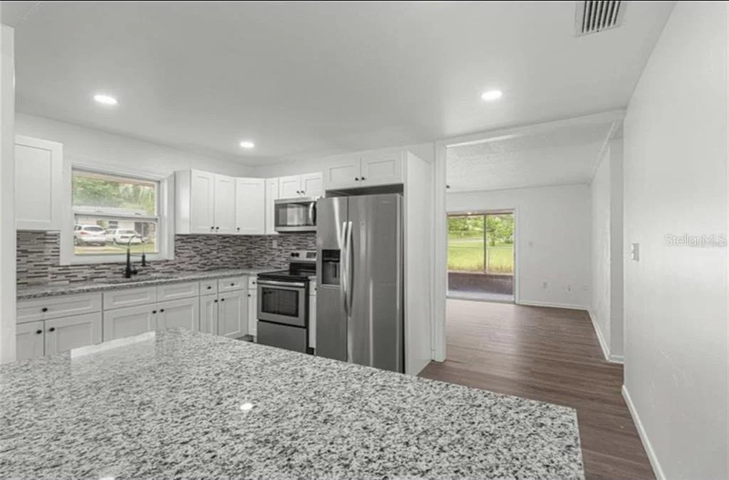 Photo of 46 LAKE COURT LOOP