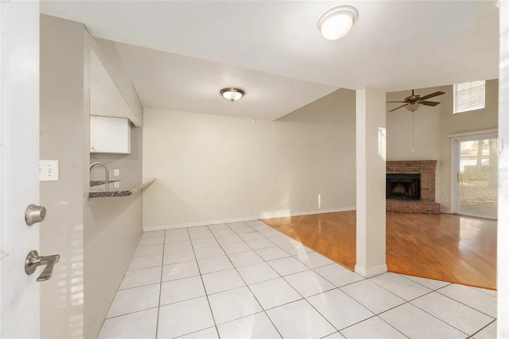 Photo of Unit K at 345 NW 48TH BOULEVARD