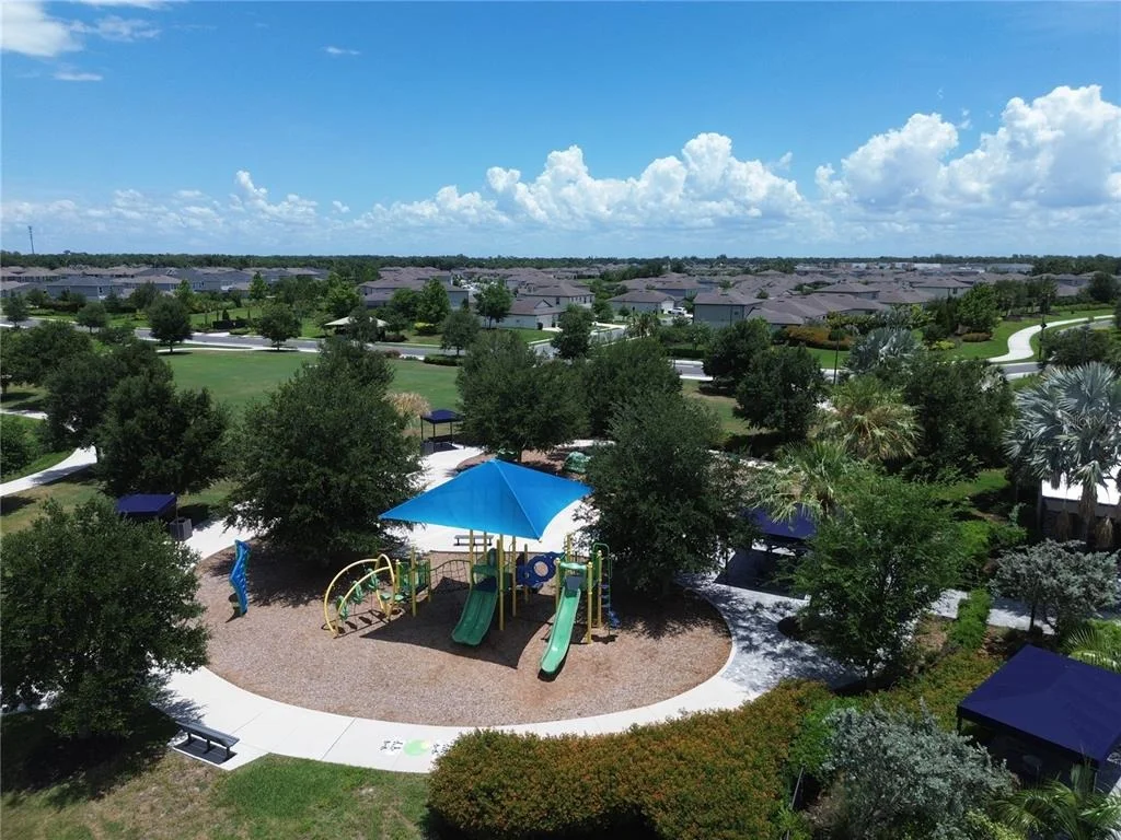 Photo of 9109 ROYAL RIVER CIRCLE