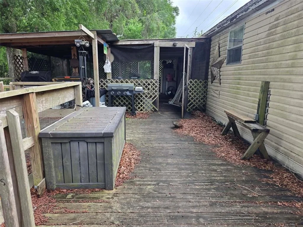 Photo of 25250 RICHBARN ROAD