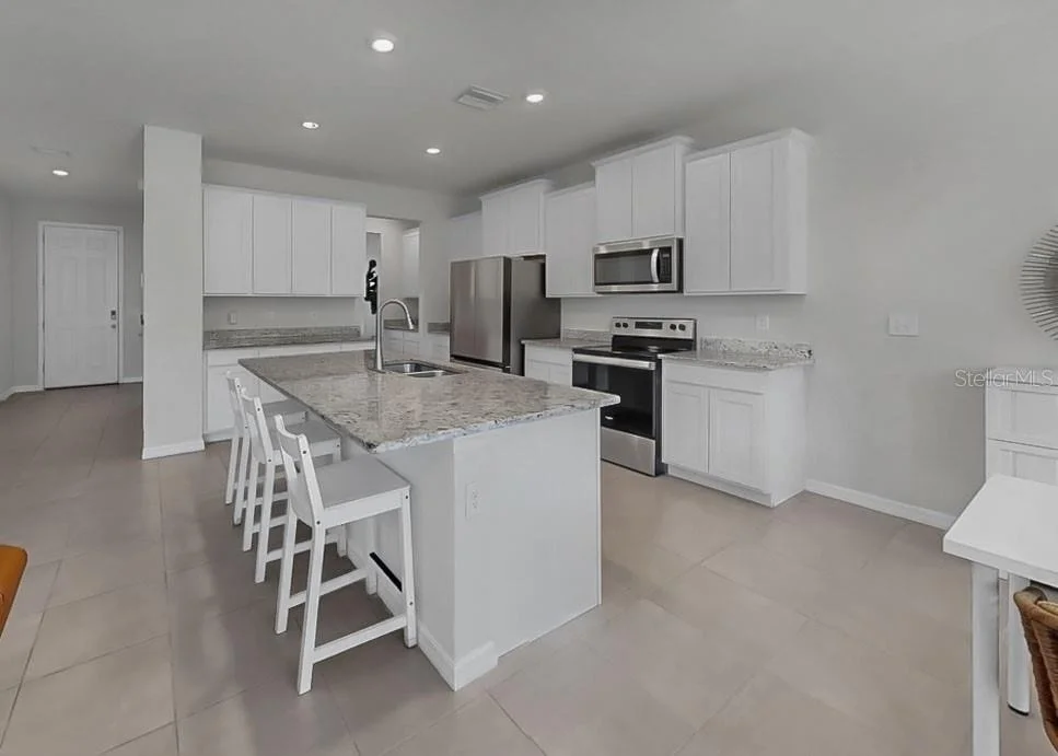 Photo of 16454 WOODSIDE GLEN
