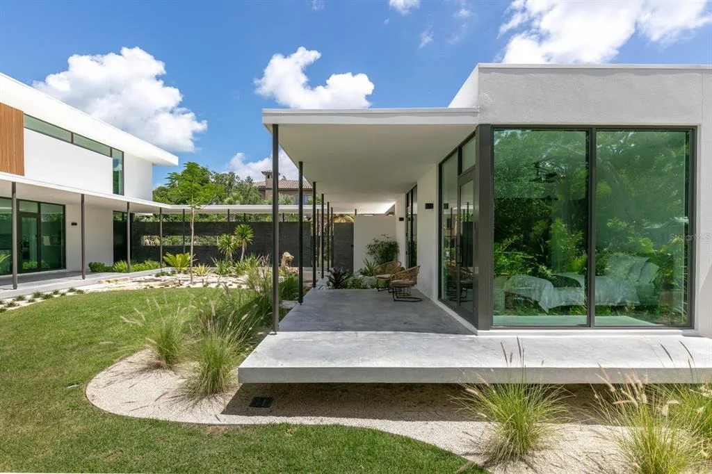 Photo of 1500 BAYVIEW DRIVE
