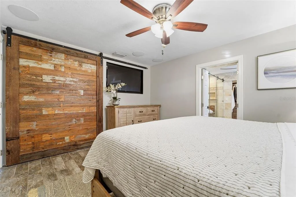 Photo of 3595 FLORAL DRIVE