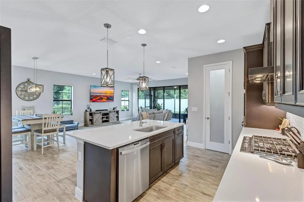 Photo of 12717 OAK HILL WAY