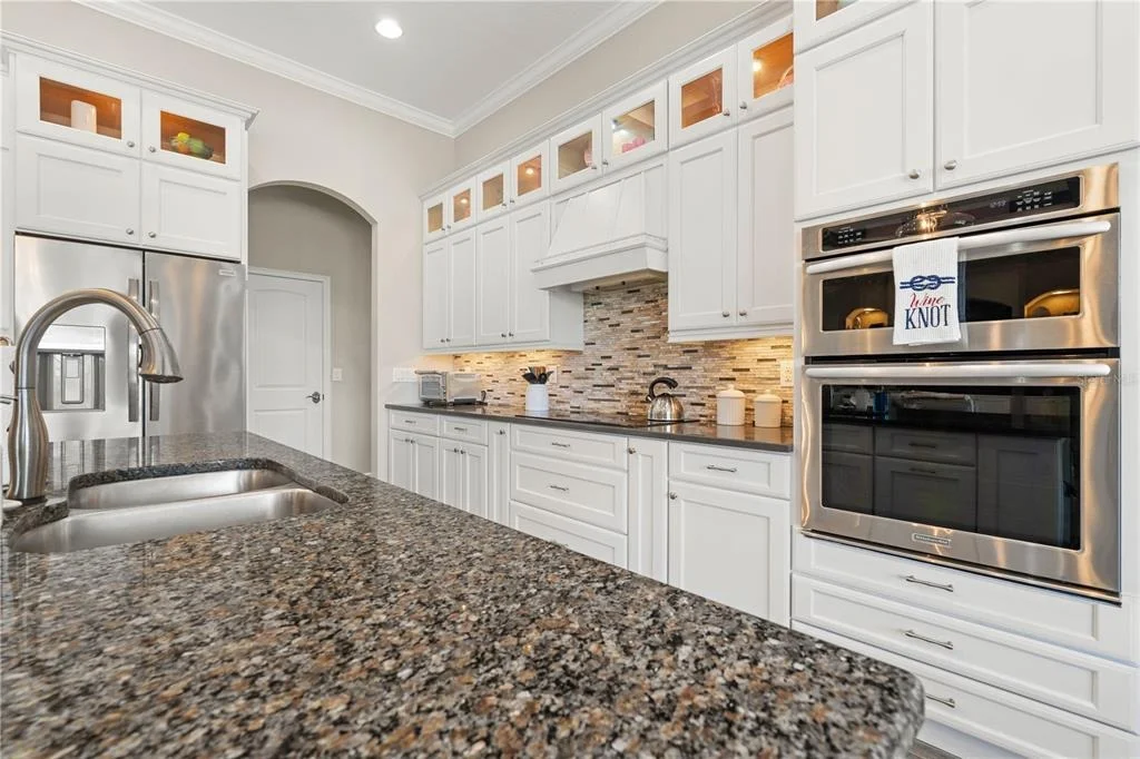 Photo of 15156 LEIPZIG CIRCLE