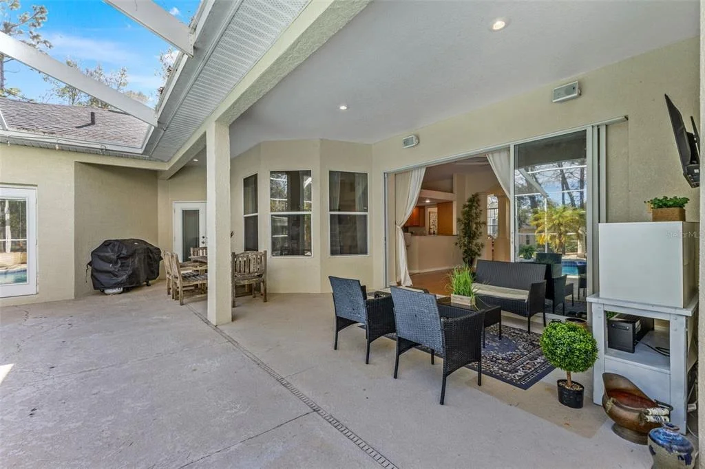 Photo of 14071 LINDEN DRIVE