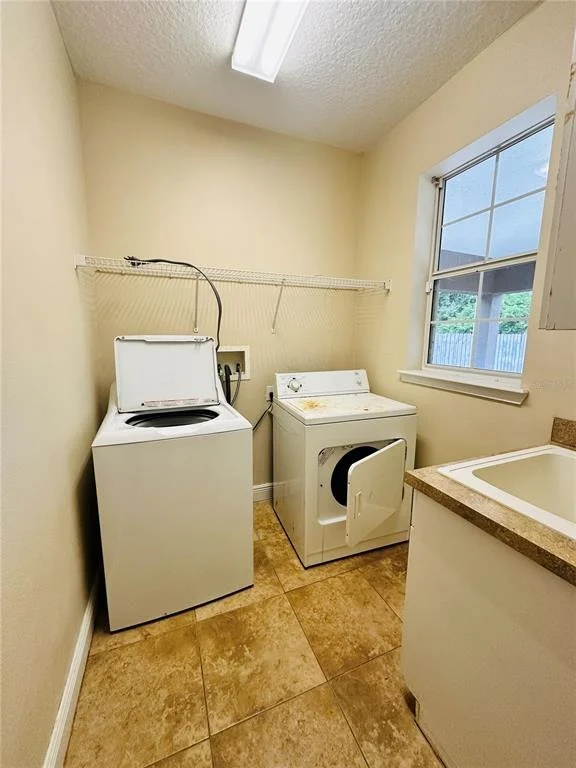 Photo of 438 PALM DRIVE