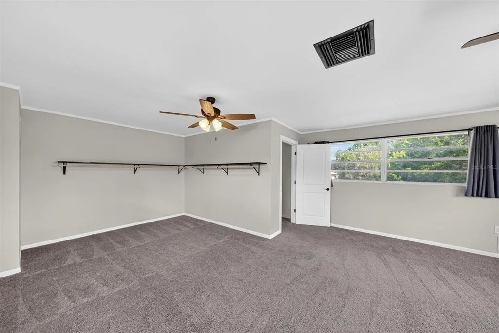Photo of 710 TWIN OAKS LANE