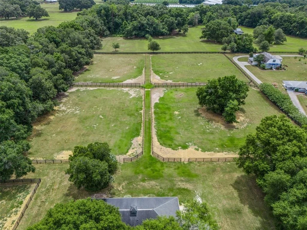 Photo of 6975 NW HIGHWAY 225A