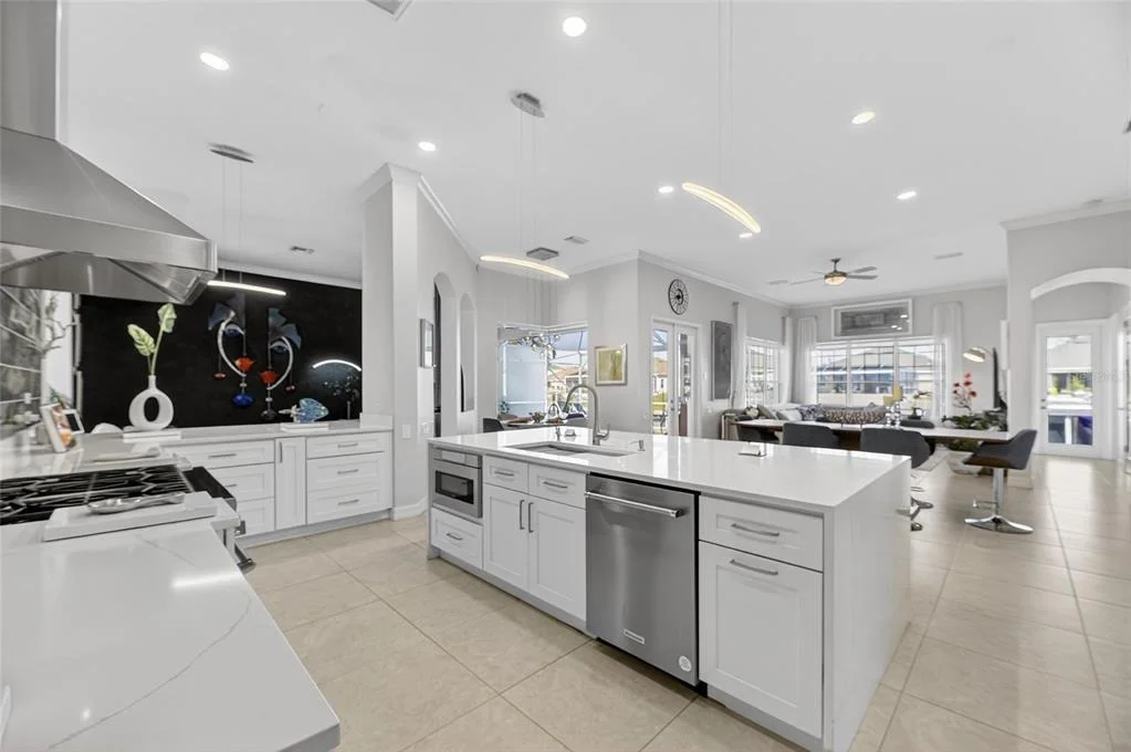 Photo of 719 ISLEBAY DRIVE
