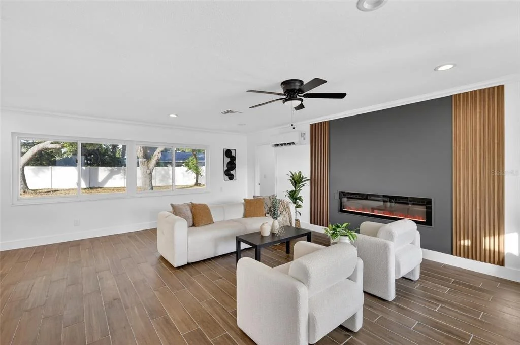 Photo of 8317 BOXWOOD DRIVE