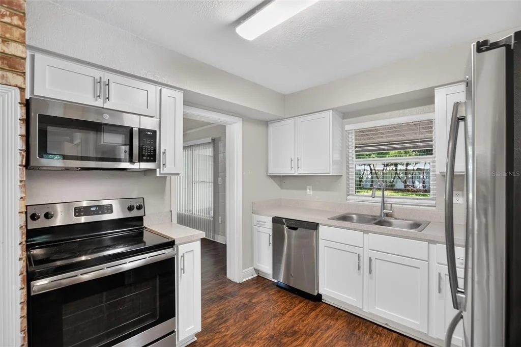 Photo of 351 STARLING ROAD