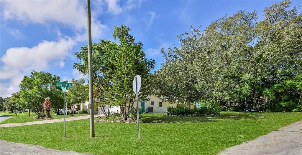 Photo of 1411 IVYDALE ROAD