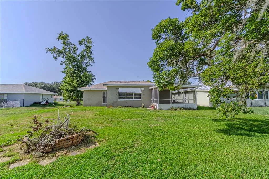 Photo of 7208 HONEYSUCKLE DRIVE