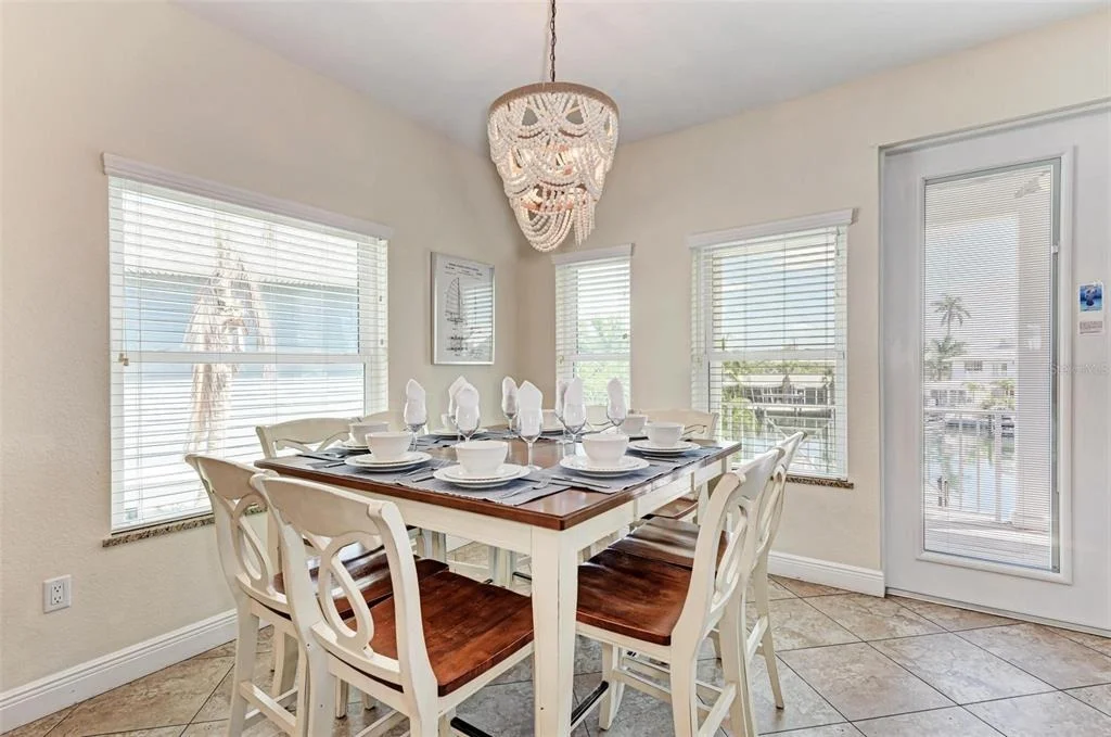 Photo of 203 N HARBOR DRIVE
