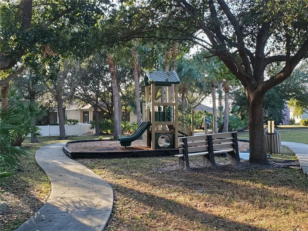 Photo of 10025 WINDING RIVER RD