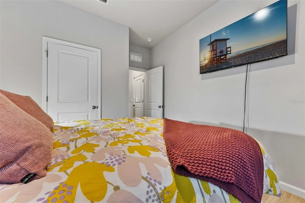 Photo of 194 EAGLE HARBOR WAY