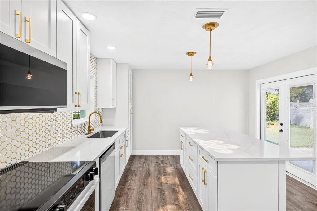 Photo of 5464 RIVERSIDE DRIVE