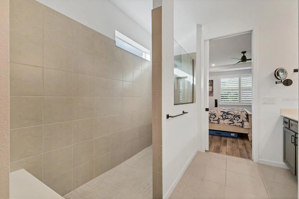Photo of 10622 WYNWARD WAY
