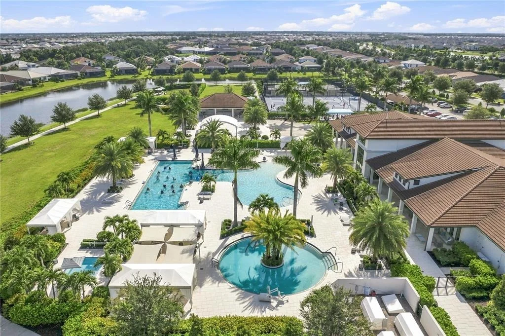 Photo of 4925 SURFSIDE CIRCLE