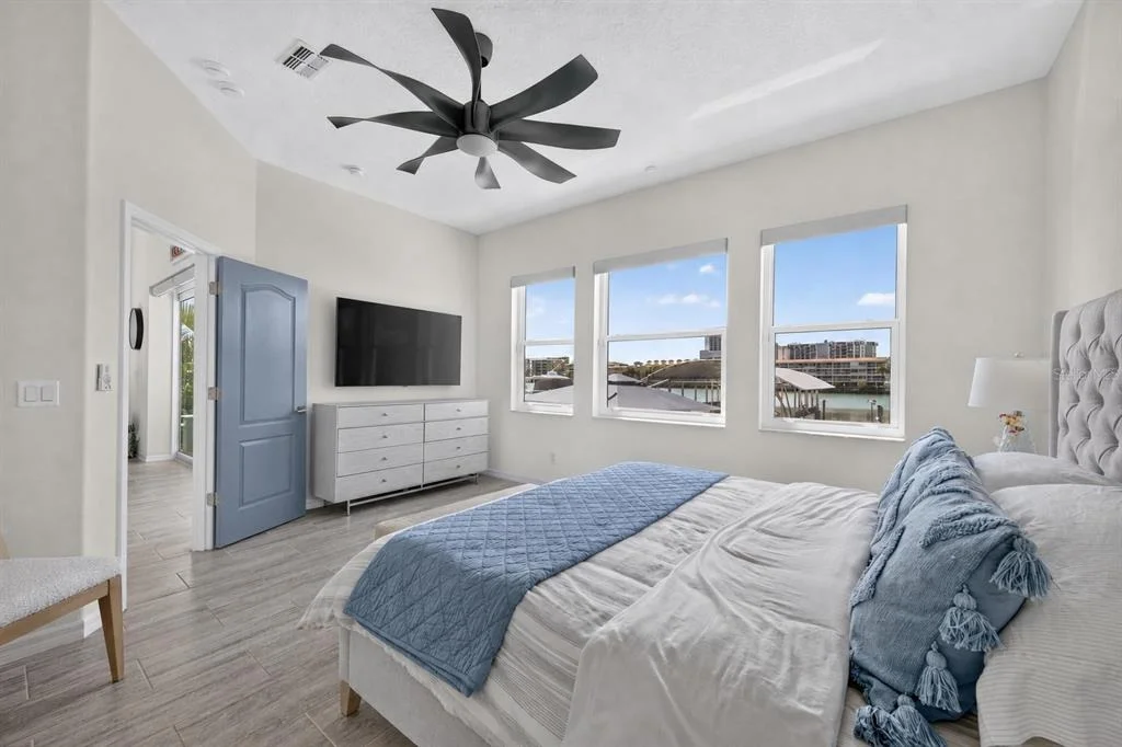 Photo of 141 BAYSIDE DRIVE