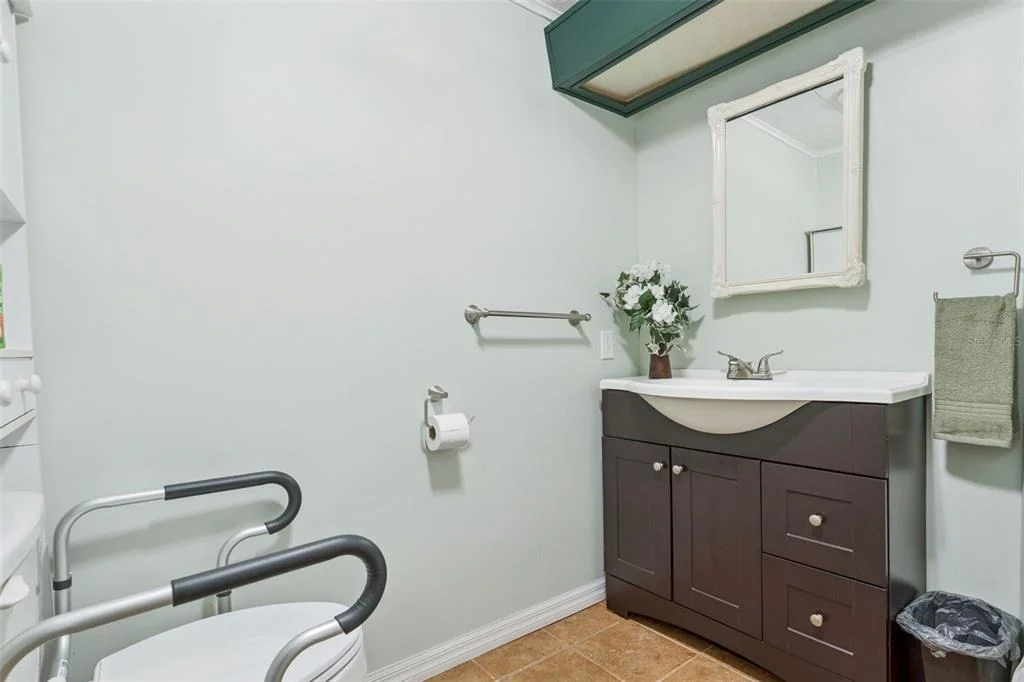 Photo of 314 LAKEVIEW DRIVE