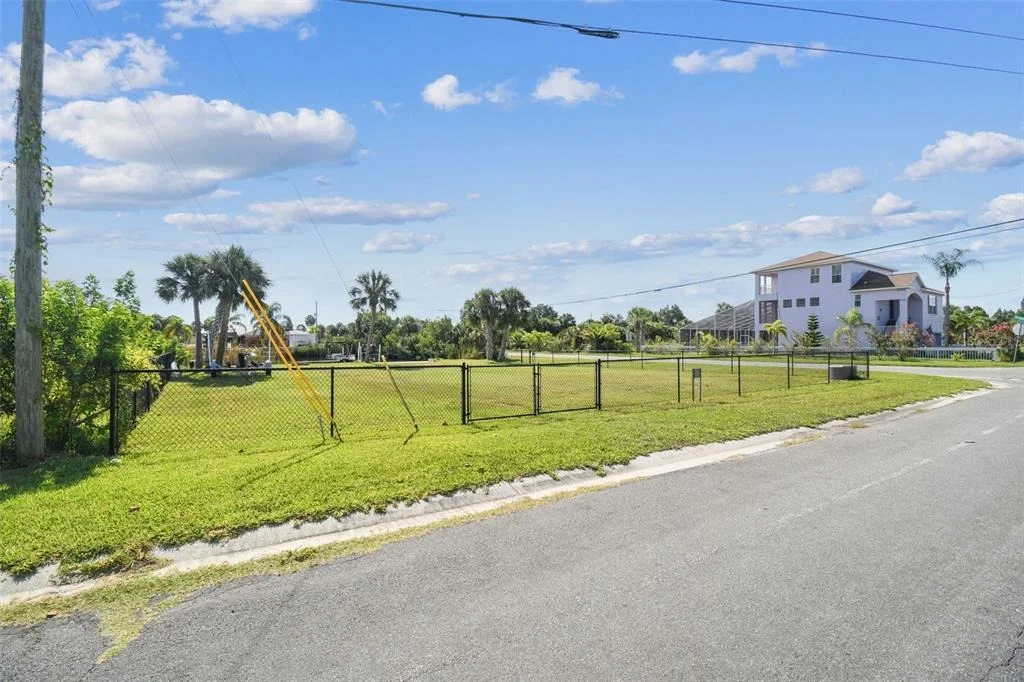 Photo of 3314 FERNLEAF DRIVE