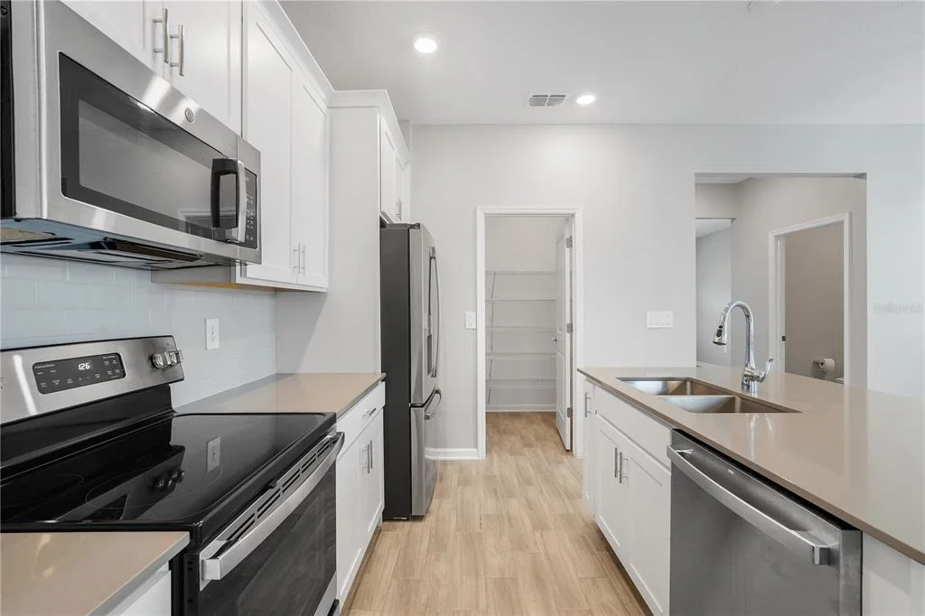 Photo of 6452 SPRUCEPINE LANE