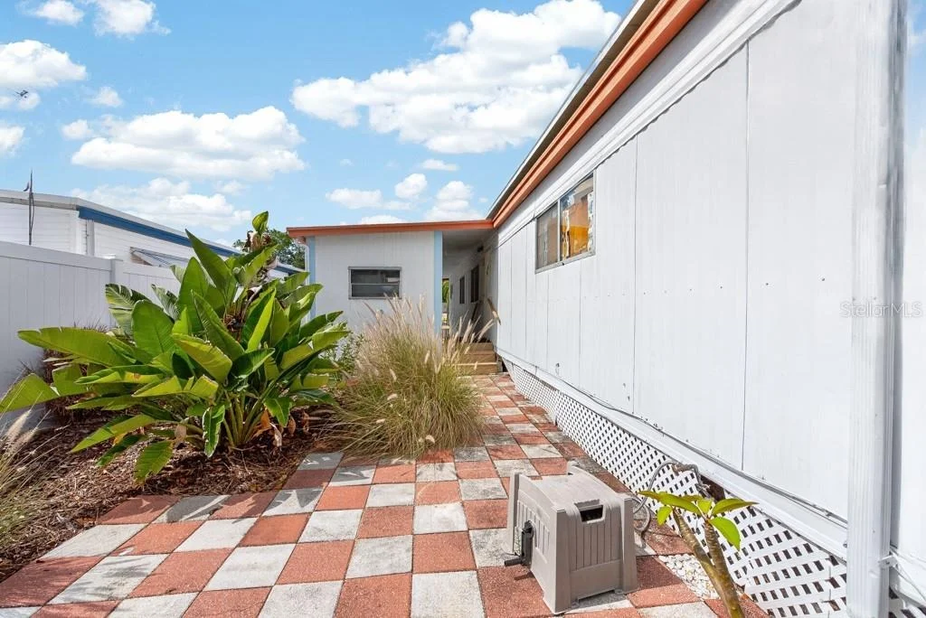 Photo of 3527 TIKI DRIVE