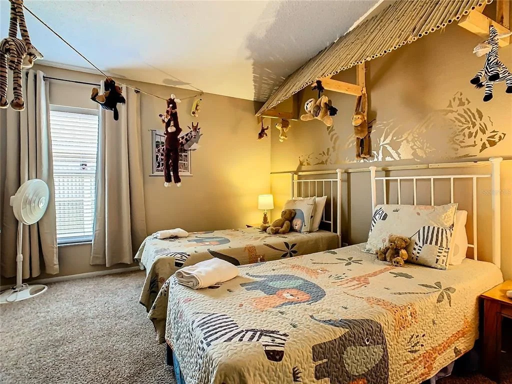 Photo of 114 CASTLEMAIN CIRCLE