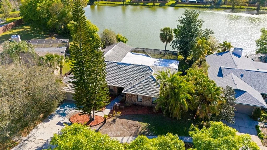 Photo of 14947 LAKE FOREST DRIVE