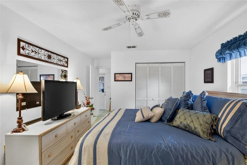 Photo of 6068 SWALLOW DRIVE