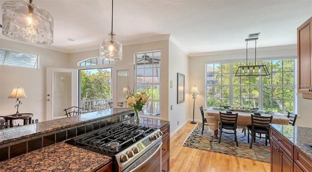 Photo of 4922 COMMONWEALTH DRIVE
