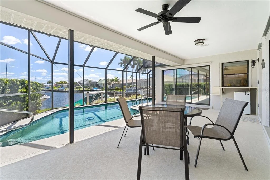 Photo of 308 COLONY POINT DRIVE
