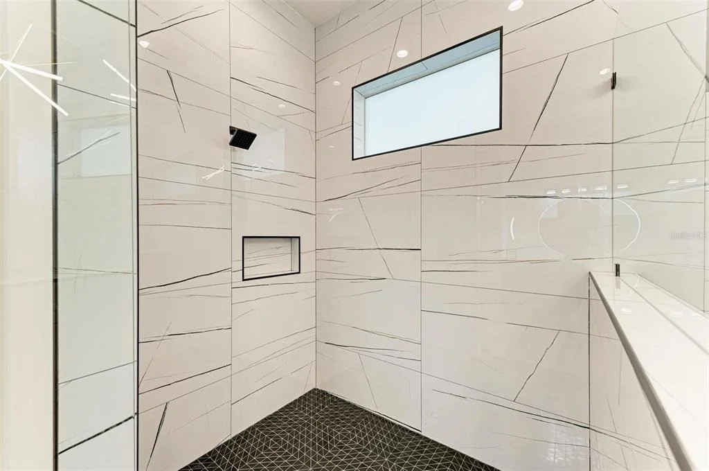 Photo of 6100 RIVERSIDE DRIVE