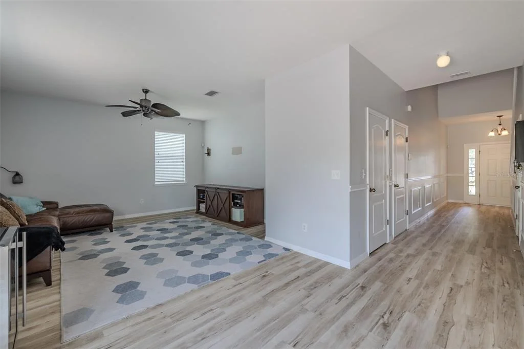 Photo of 12206 FAIRLAWN