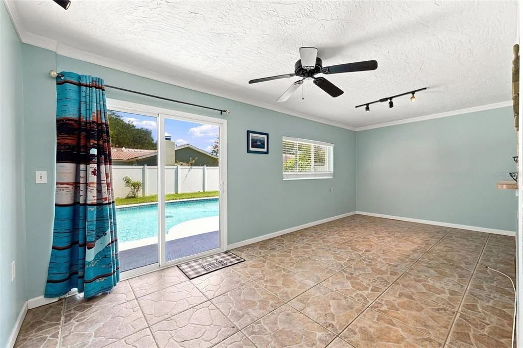 Photo of 2069 KINGFISHER DRIVE