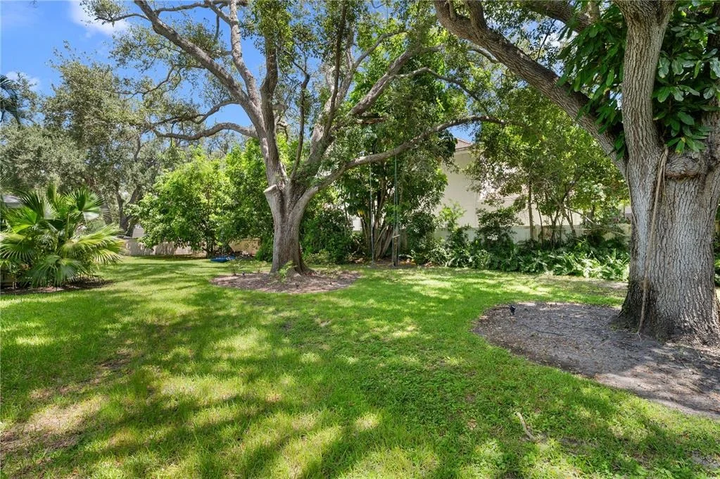 Photo of 1722 NORTH DRIVE