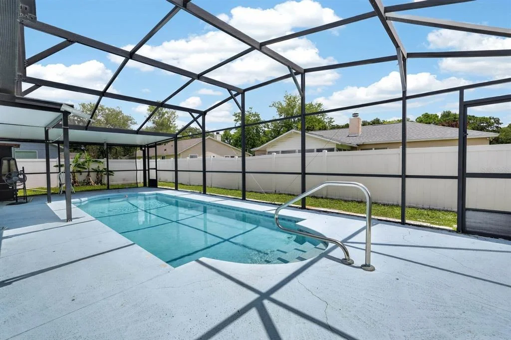 Photo of 20 LAKE MEADOW WAY