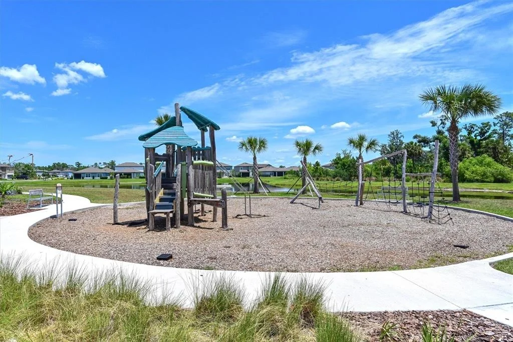 Photo of 11124 MOONSAIL DRIVE