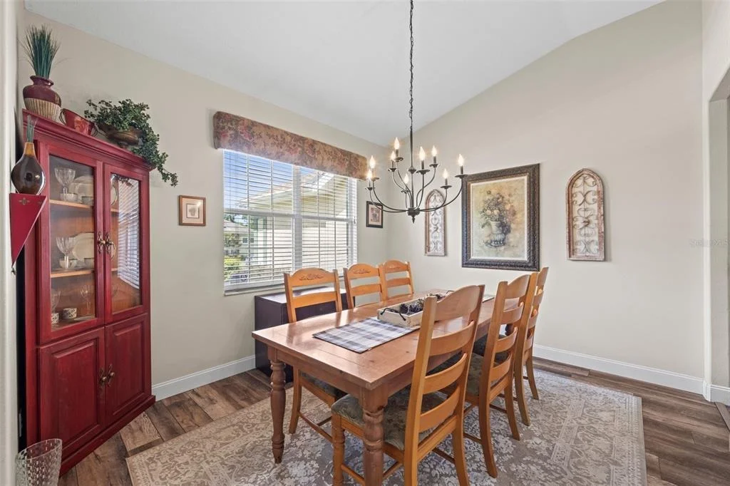 Photo of 743 STONECREST DRIVE