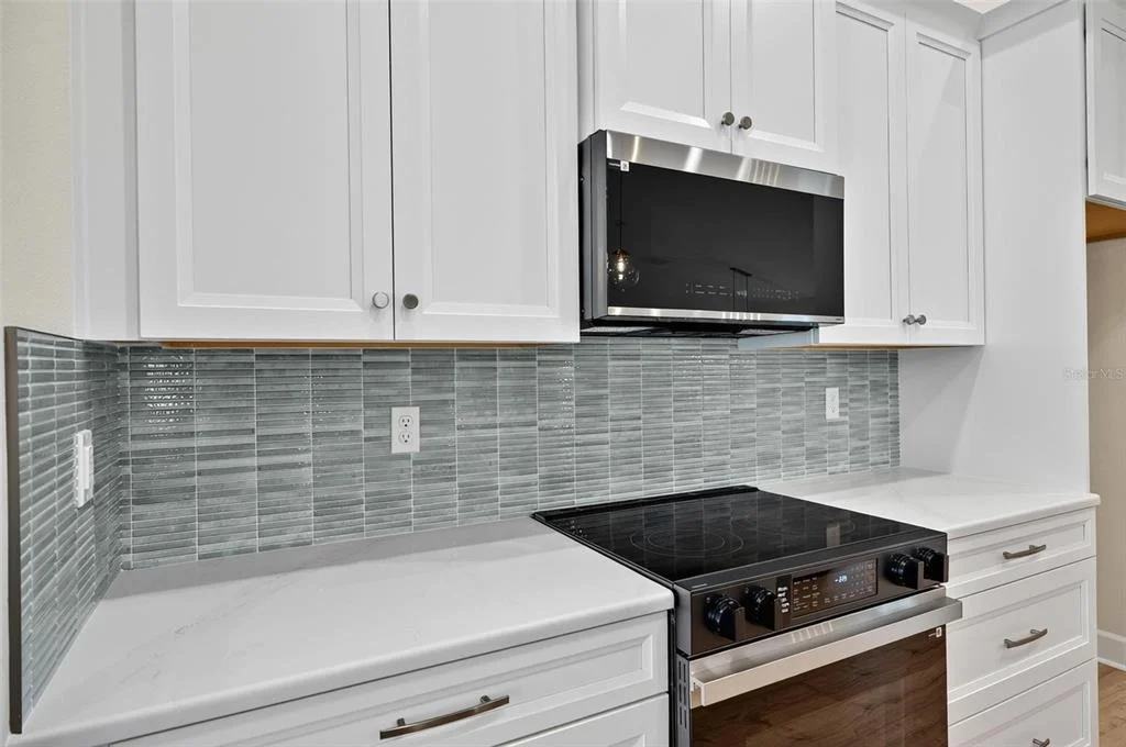 Photo of 15 ERIC DRIVE