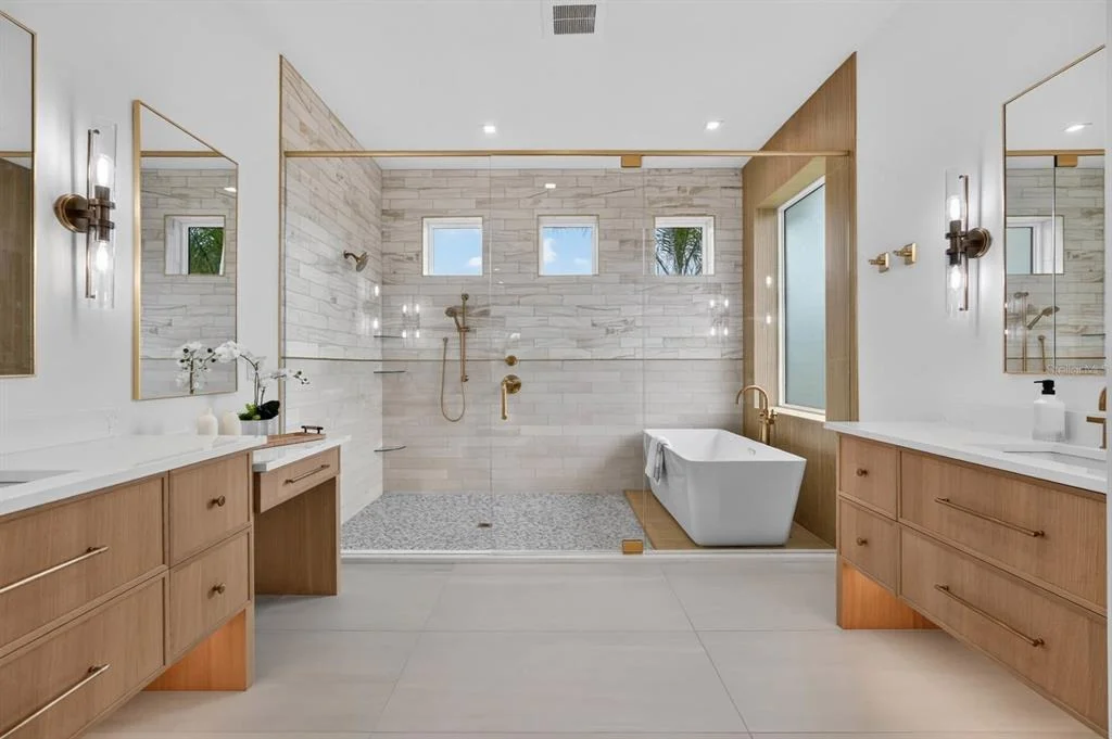 Photo of 100 LA TOSCANA ROTONDA